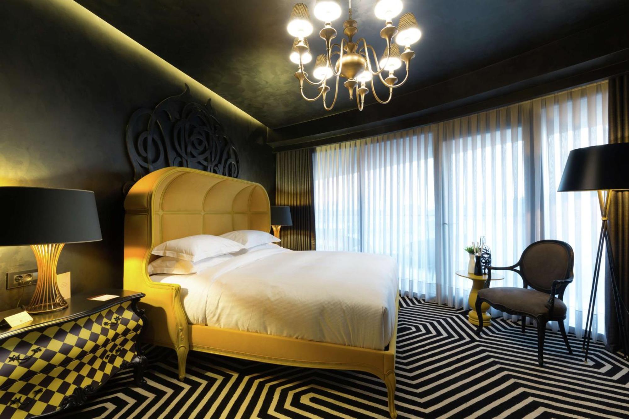 Deluxe King Room,1552666930:JPEG
